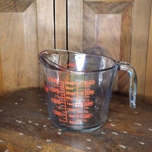 Glass Measuring Cup 1Qt